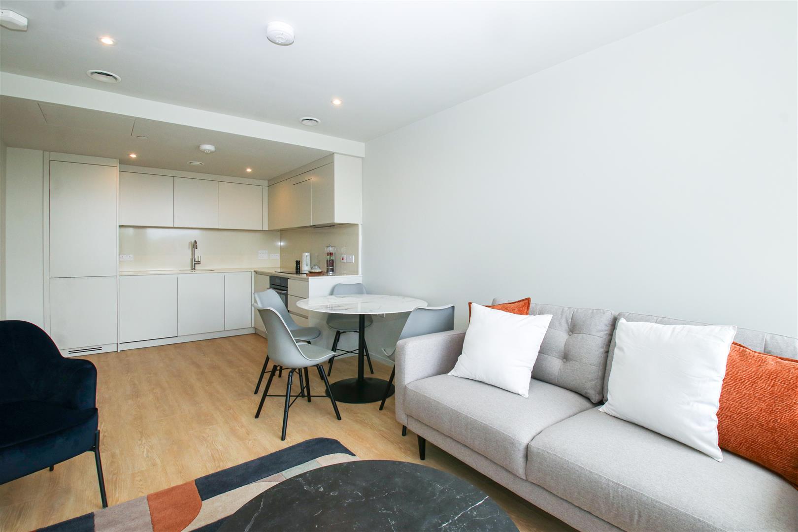 785 Bath Road, Hounslow